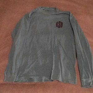 Kinnucans long sleeve tee